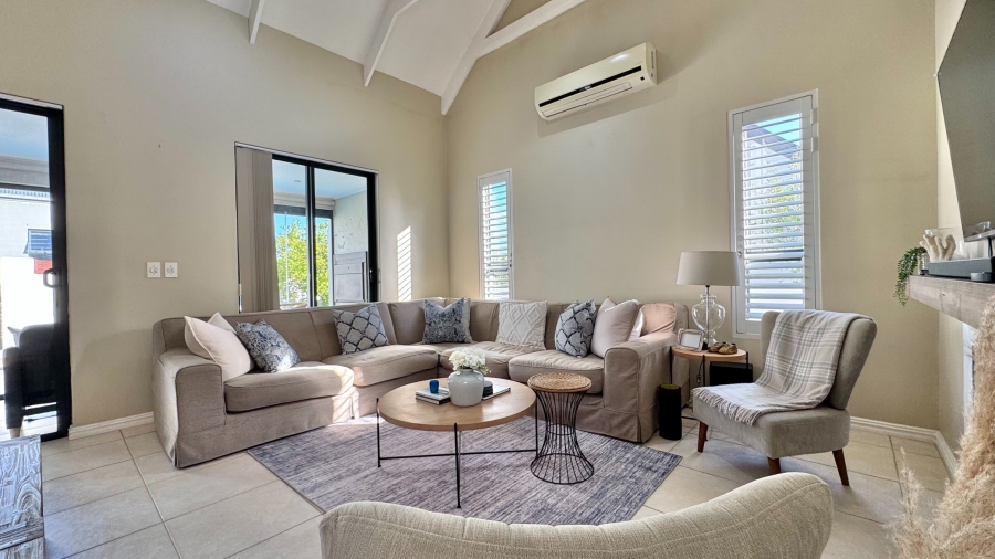 3 Bedroom Property for Sale in Schonenberg Western Cape